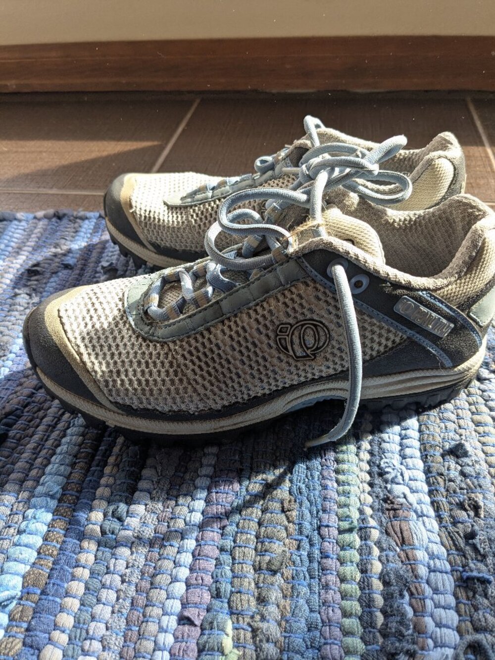 Pearl Izumi clip in bike shoes